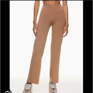aritzia tna wide leg leggings